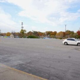 spacious parking in front of northland Bingo Hall - Wed night bingo kc